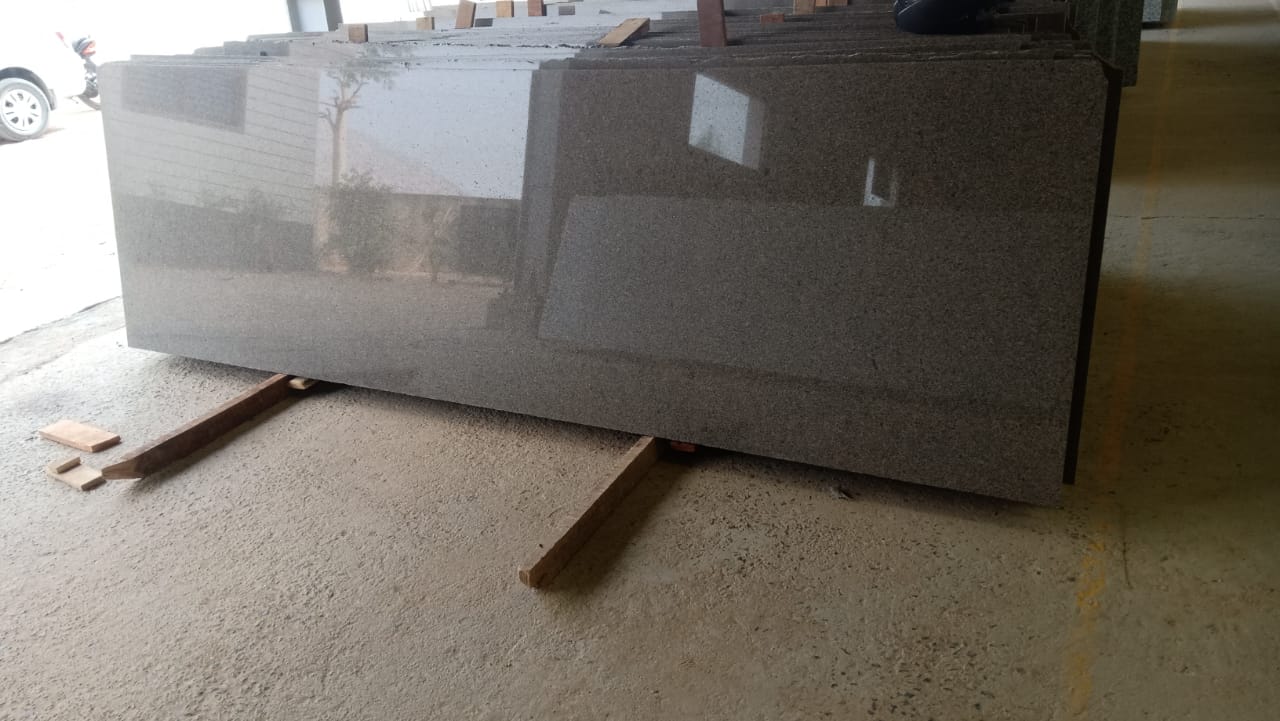 GD Brown Granite Slabs